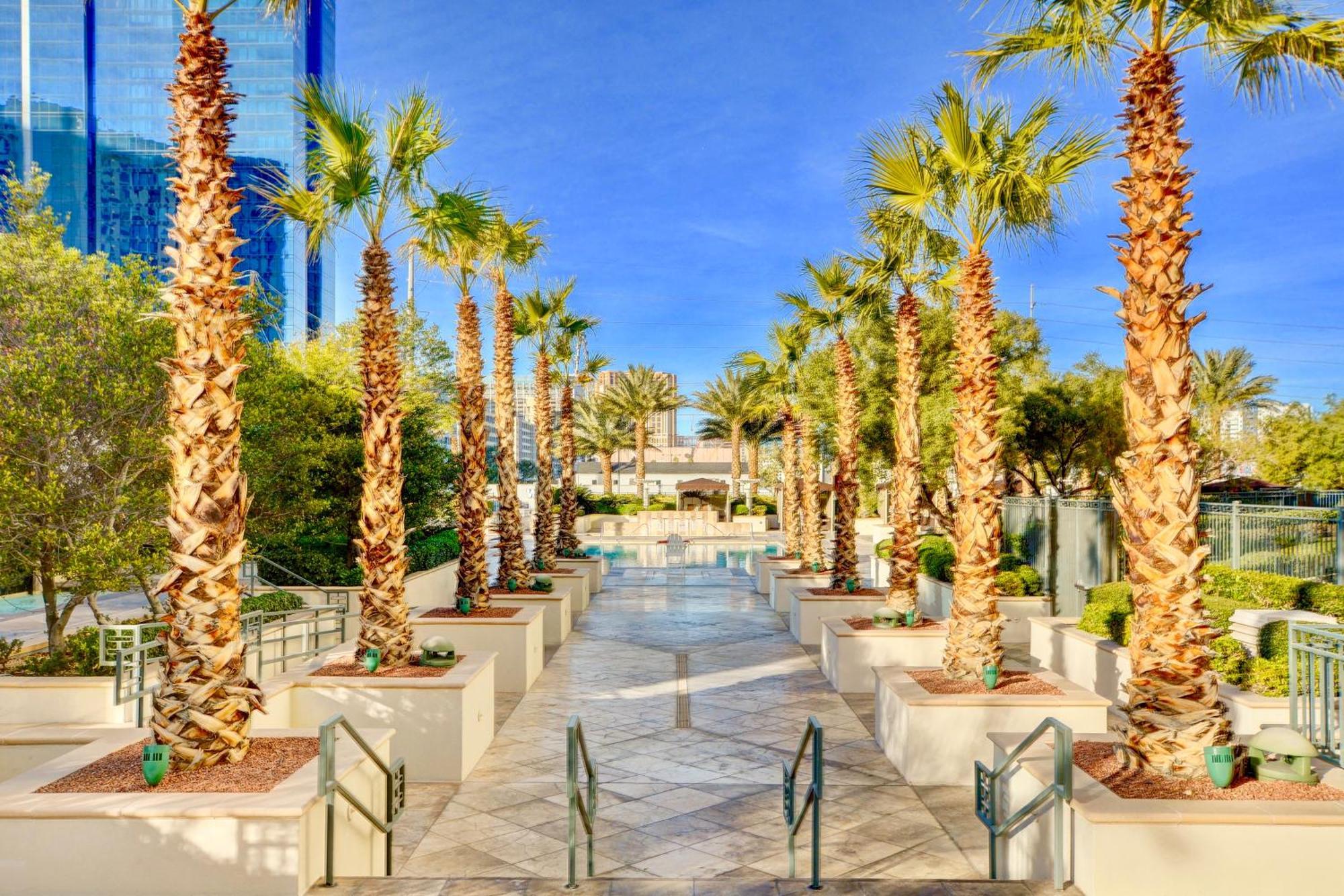Strip View Suites - No Resort Fee ! Las Vegas Exterior foto